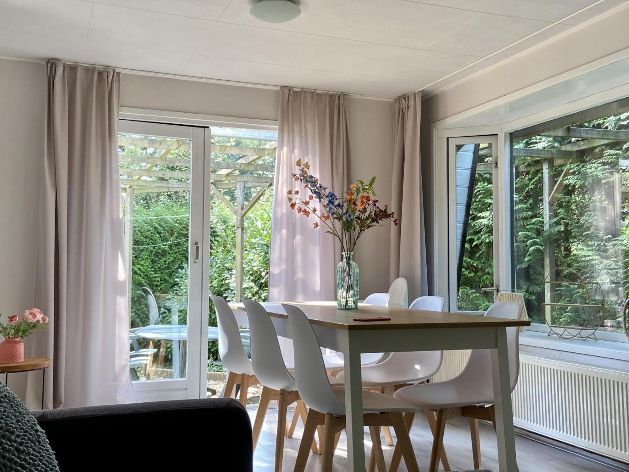 Veluwe Vakanties Chalets With Private Barrel Sauna - With Pool Bar And Restaurant Facilities In The Veluwe National Park 푸텐 외부 사진